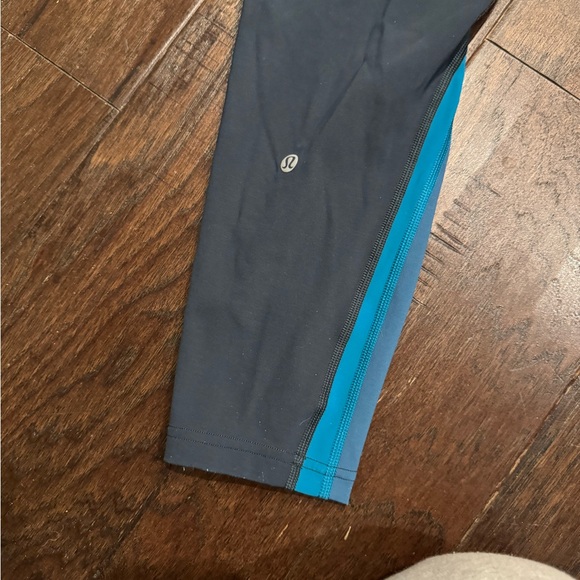 Lululemon Women’s Size 10 Leggings Blue - Picture 5 of 7